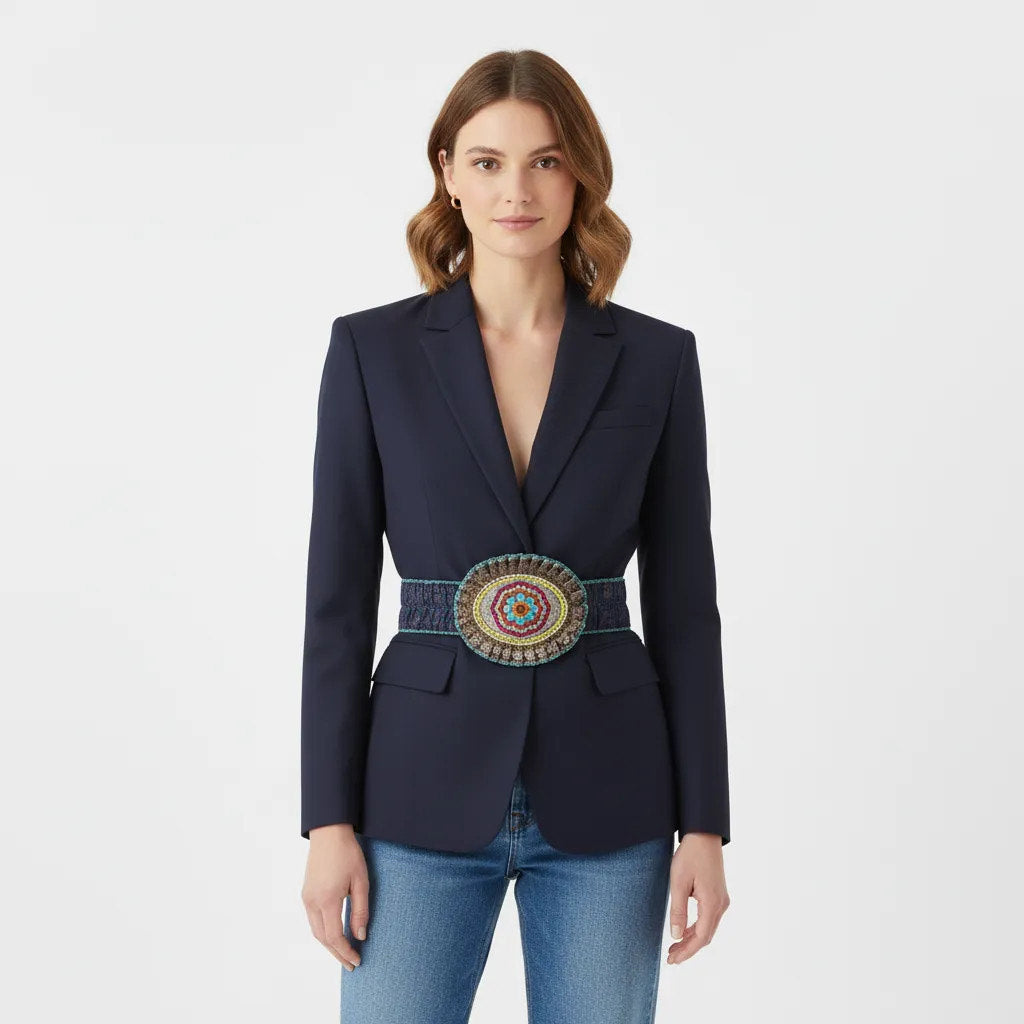 Cinturón tipo étnico con tejido estampado y bordado con abalorios