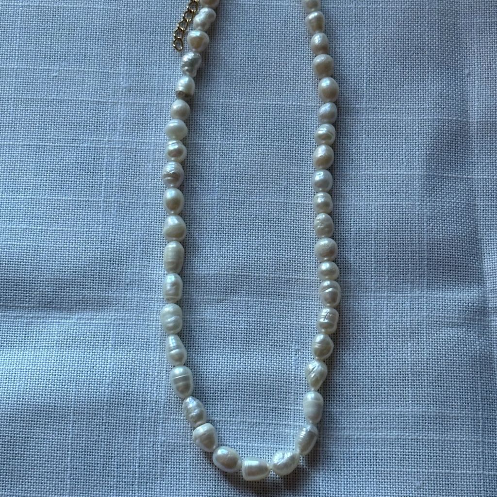 Collar de perlas naturales de 5 mm – elegante y versátil para cualquier ocasión