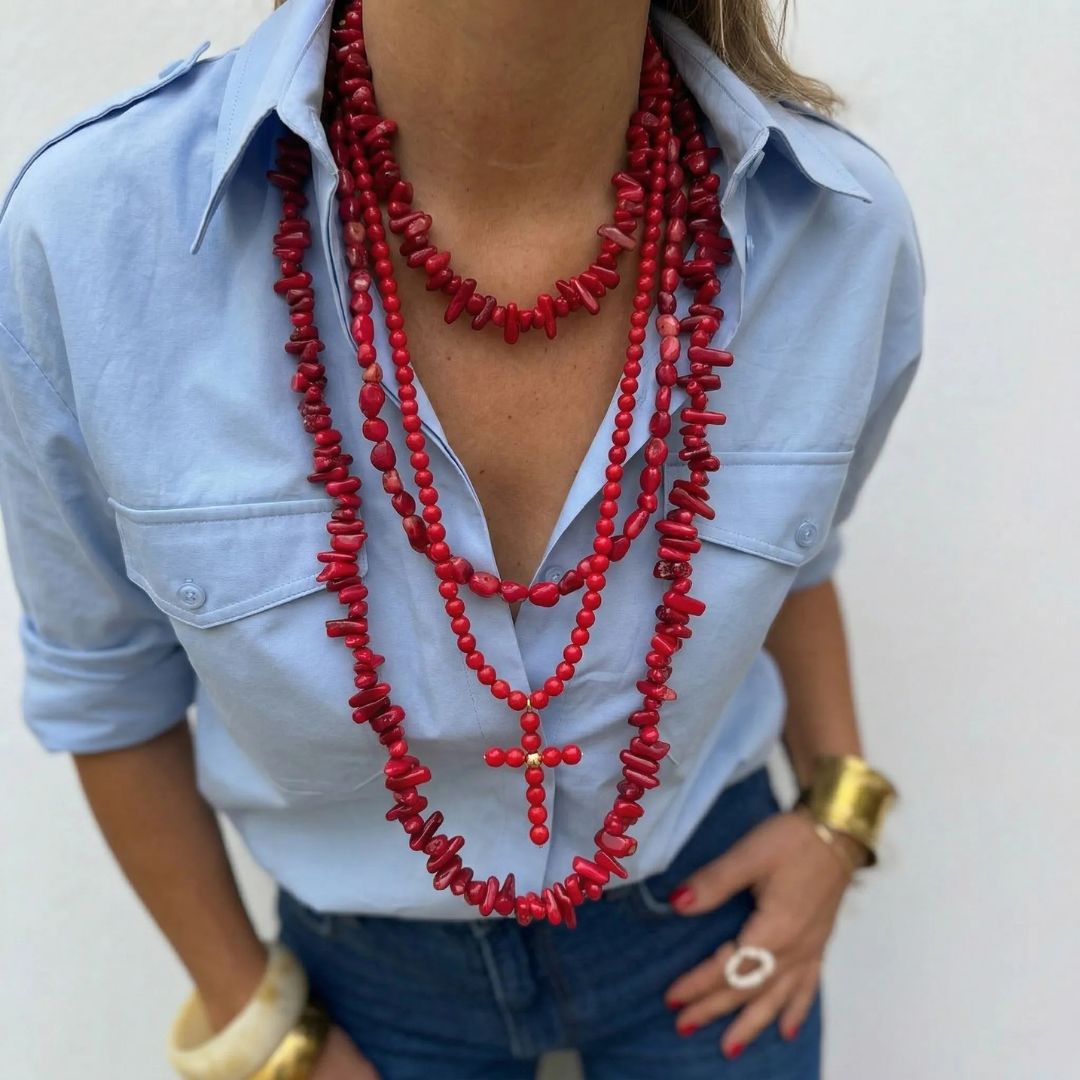 Gargantilla de Cuentas Rojas con Cruz de Coral - Estilo Mediterráneo