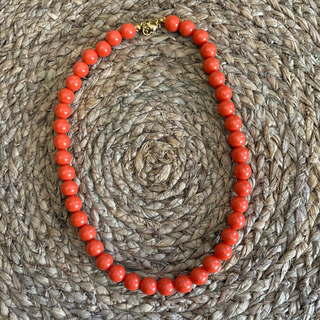 Collar de Cuentas Rojo Carmesí - Brillo y Estilo Vibrante