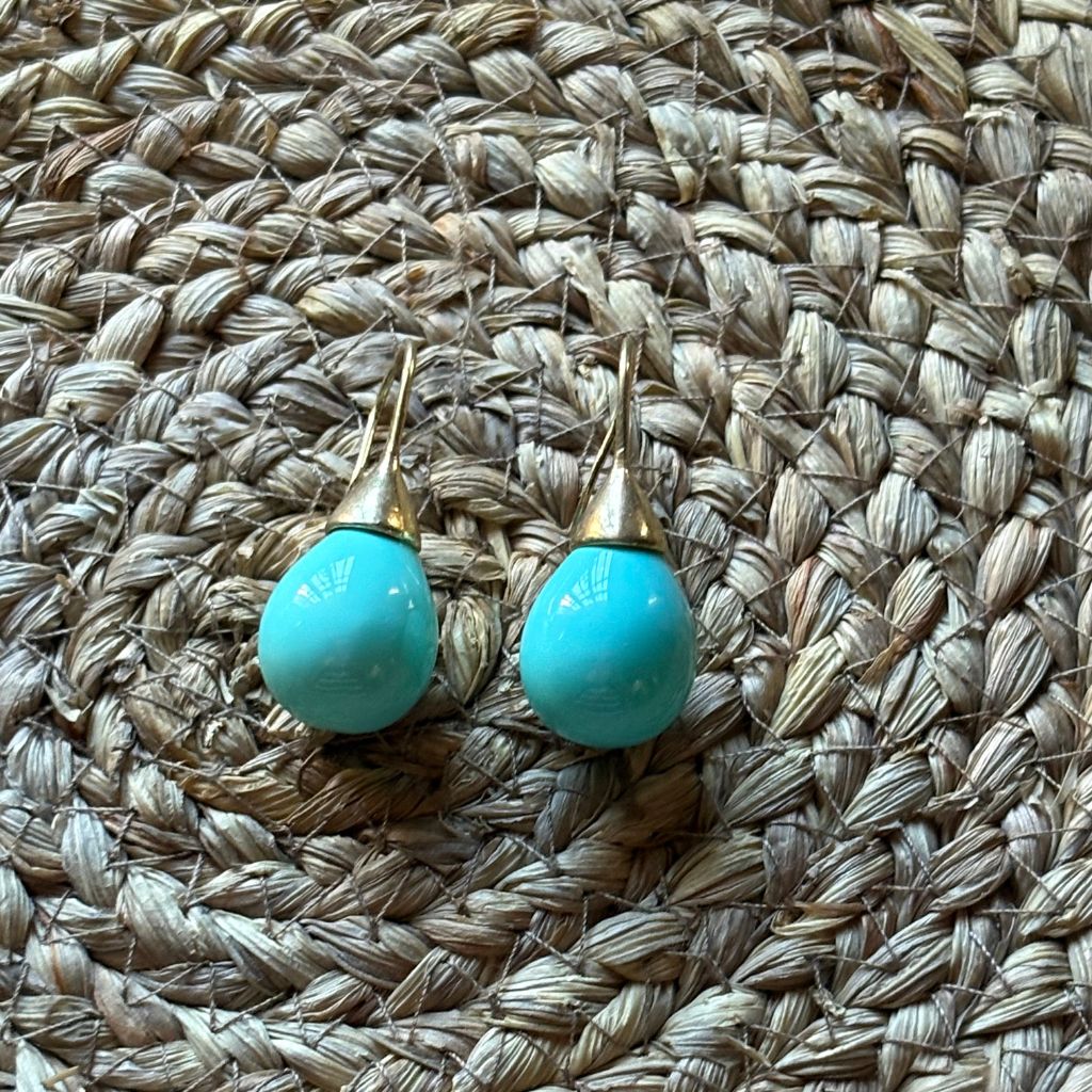 Pendientes Gota Turquesa en Baño Dorado