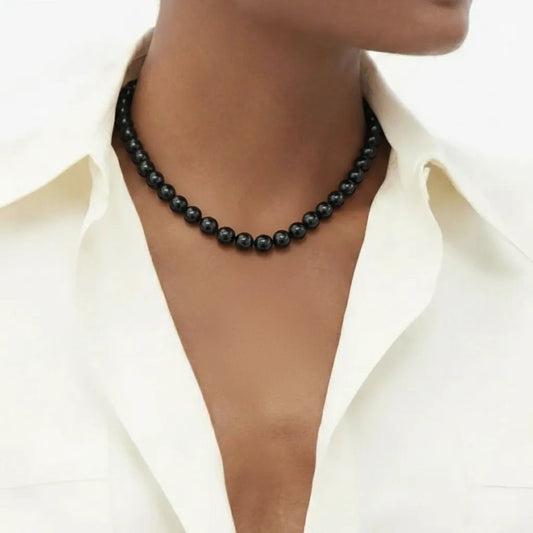 Collar de Cuentas Redondas Negro Jaspeado con Acabado Brillante