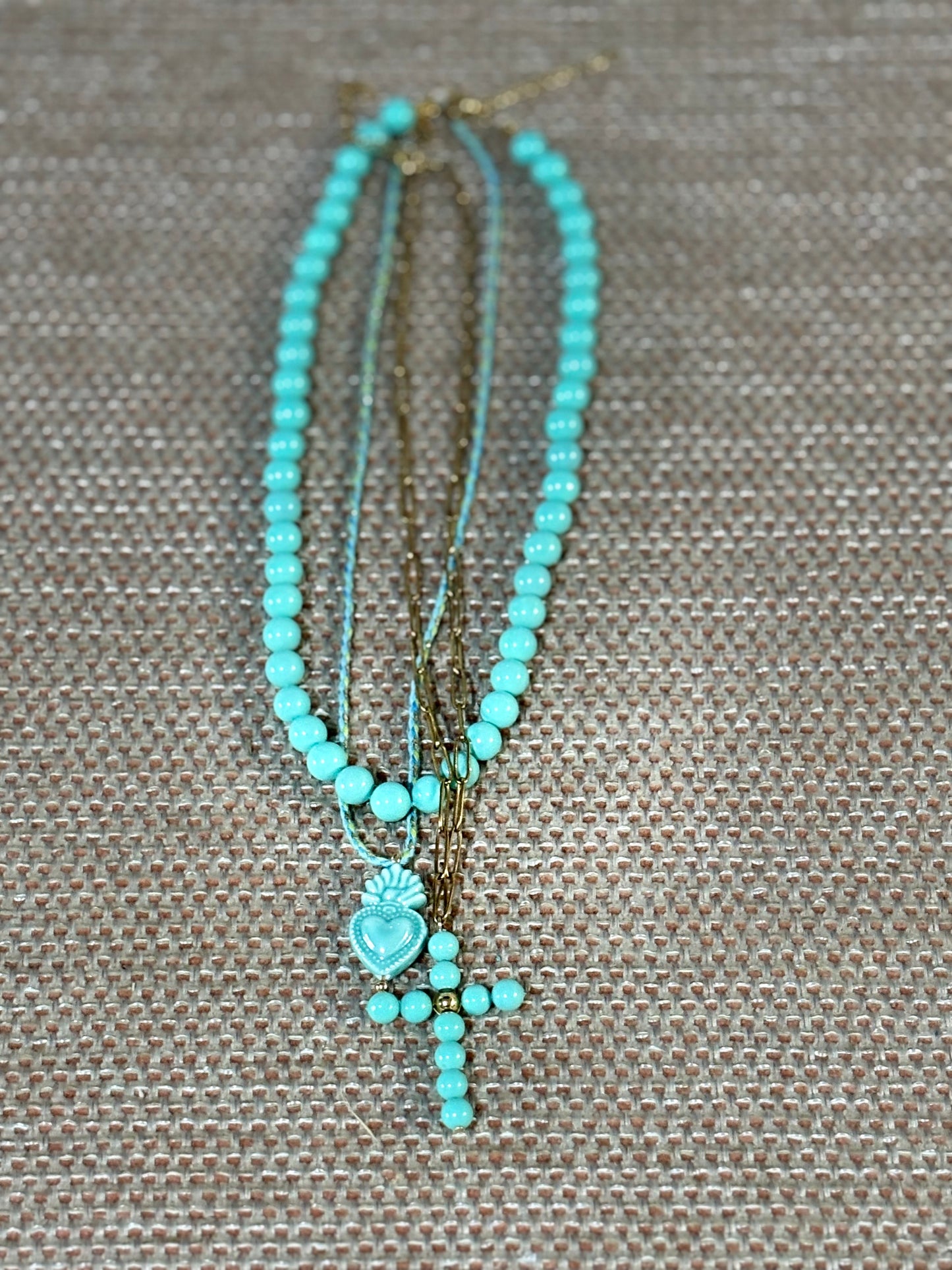 Collar de cuentas redondas 7 mm color turquesa – estilo natural y luminoso