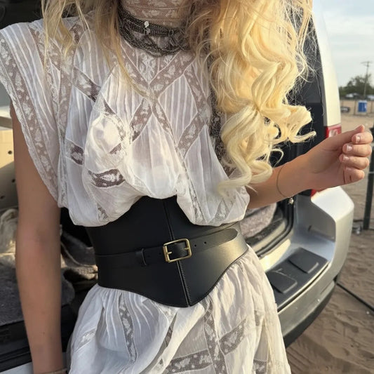 Fajín de Piel Negro Ancho con Hebilla — Estilo Premium