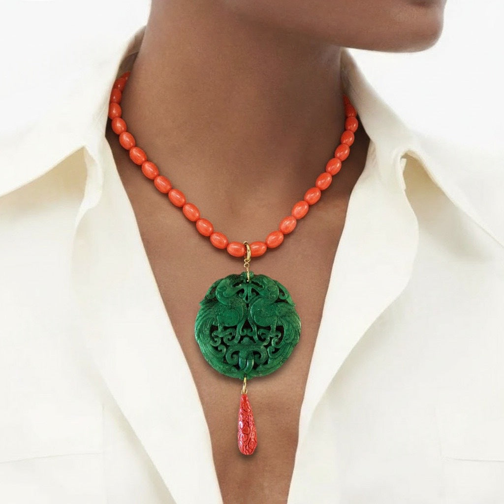 Collar color coral con cuentas ovaladas– Estilo boho chic