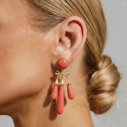 Pendientes Chandelier Vintage en Tono Coral